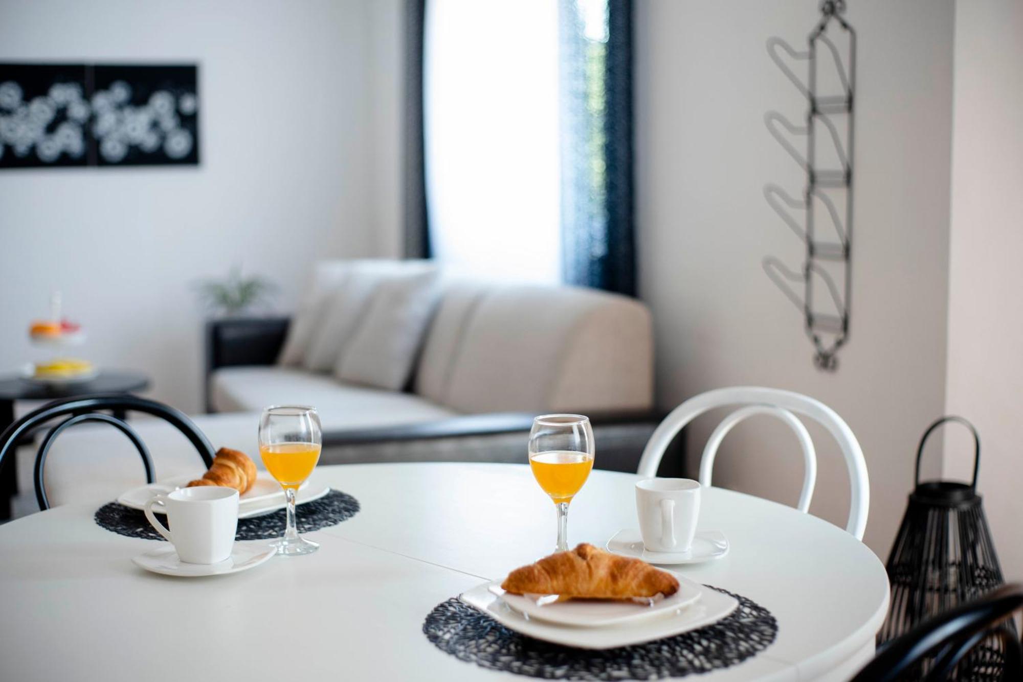Apartman Karla Синь Екстер'єр фото
